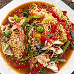 ตำมาม่าทะเล