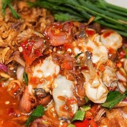 ยำหอยแซ่บ