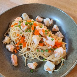 Garlic Pasta With Prawns