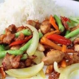 ข้าวไก่ทอดขมิ้น