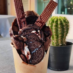 วาฟเฟิ้ลดับเบิ้ลชอคโกแลต โอริโอ แอนด์ เวเฟอร์