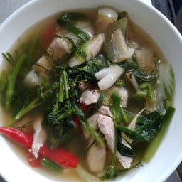 ลาบยโสข้างปั้มบางจาก