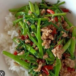 สถานียำแซ่บ-กะเพรารสเด็ด