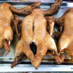 เป็ดพะโล้ 1 ตัว