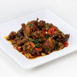 กบผัดใบกะเพรา (L)