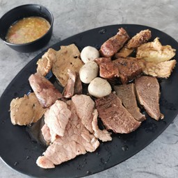 ลวกจิ้มเนื้อ