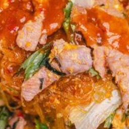 สุกี้แห้ง