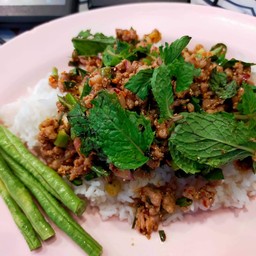 ข้าวลาบหมู