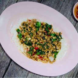 ข้าวกะเพราหมูสับ