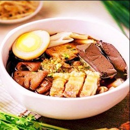 ก๋วยจั๊บน้ำข้น