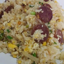 ข้าวผัดกุนเชียง