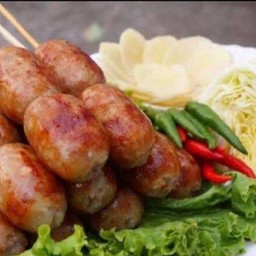 ไส้กรอกอีสาน(เลือกรสชาติความเปรี้ยวได้)