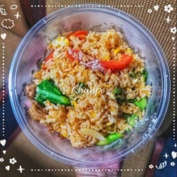 ชายสี่ บะหมี่เกี๊ยว เสรีไทย 32