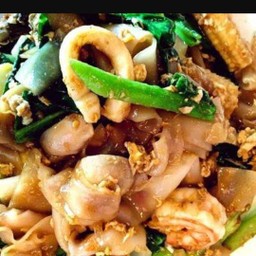 ผัดซีอิ๊วทะเล