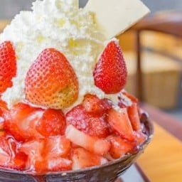 บิงซู โคราช (30กันยา) ขนมหวาน น้ำแข็งไส ปังเย็น น้ำปั่น ไอศครีม เค้ก ขนมหวาน หอพักณัฐกานต์