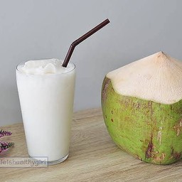 นมสดมะพร้าวปั่น