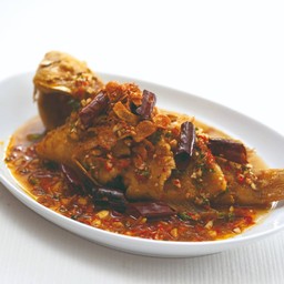 ปลาเก๋าราดพริก