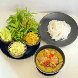 ขนมจีนแกงเขียวหวานไก่