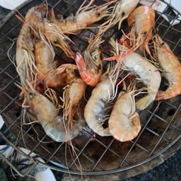 ย่างถั่วะ บุฟเฟ่ต์ทะเลเผา