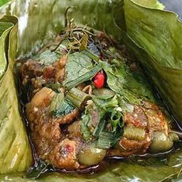 ห่อนึ่งจิ้นไก่