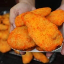 ห่อหมกทะเลย่าง เจ๊ศรี (สำเพ็ง) สาขา สุรินทร์ ตลาดไนท์บาร์ซ่า