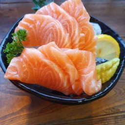 ซาชิมิแซลมอล