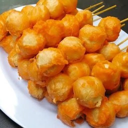 ลูกชิ้นชุปแป้งทอดลูกคุณย่า หน้า7-11ตลาดอินเตอร์มาท์