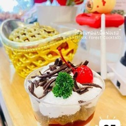ค็อกเทลแบล็คฟอเรสต์