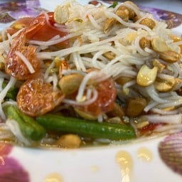 ตำเส้นขนมจีนไทย