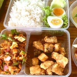 ข้าวปลานิลทอดลุยสวน