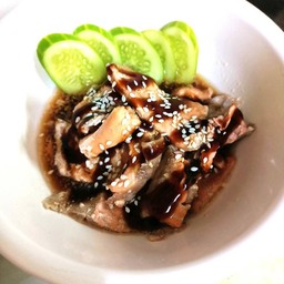 ข้าวหน้าแซลมอนเทอริยากิ