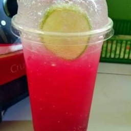 แดงมะนาวโซดา