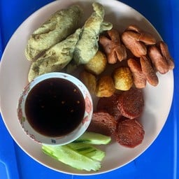 ลำดวนอาหารตามสั่ง -