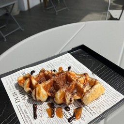 Croffle chocolate caramel