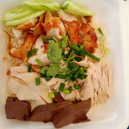 ข้าวมันไก่ผสม