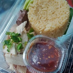 ข้าวมันไก่ต้ม