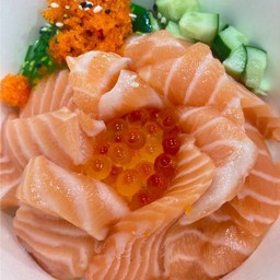 ข้าวหน้าปลาแซลมอน