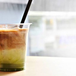 matcha coffee latte