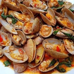 หอยลายผัดพริกเผาราดข้าว