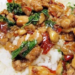 ข้าวกะเพราไก่