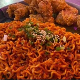 [โซลจู ] มาม่าเกาหลี+ไก่กรอบ