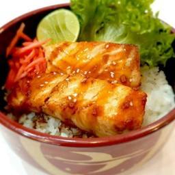 [UOMATSU] ข้าวปลาแซลม่อนย่างซีอิ๊ว