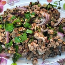 ก้อยคั่วหมูมะนาว