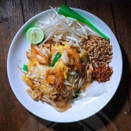 ผัดไทกุ้งสด