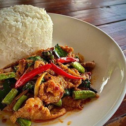 ข้าวหมูผัดฉ่า