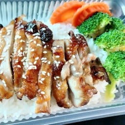 Halal_13 by Seereen's sweets