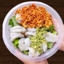 กุ้งแช่ คุกด้วยน้ำจิ้มซีฟู้ด+หอมเจียว (12-13ตัว)