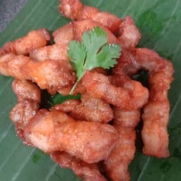 หมูทอดตามสั่ง&ข้าวต้มโบราณ หลังบ้าน 999