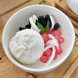 ไอติมกะทิ +ทับทิม