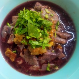 ก๋วยเตี๋ยวต้มยำเย็นตาโฟหมูตุ๋น(ป้าเอ)